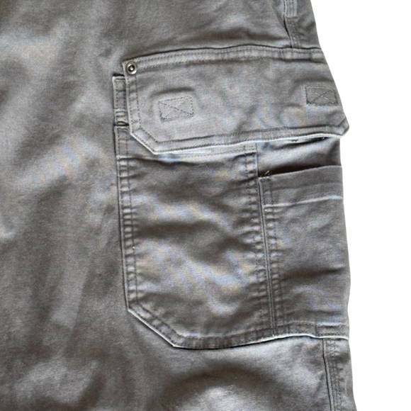 Duluth Flex Firehose Gray Cargo Pants 36x30 - Picture 5 of 15